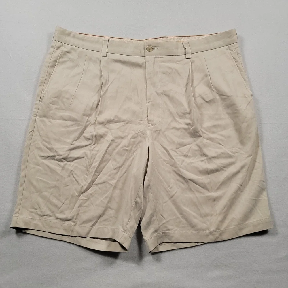Tommy Bahama Silk Bamboo Pleated Shorts Mens 38 Beige Herringbone Luxury Casual